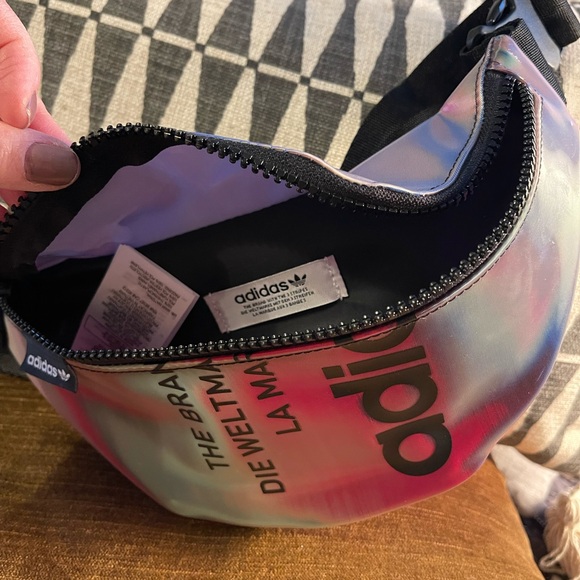 Adidas originals Holographic bum bag . Hip pack . Fanny pack - Picture 4 of 7